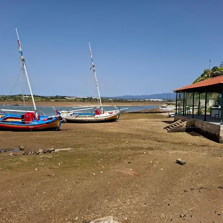 And Cozy Townhouse Holiday home *